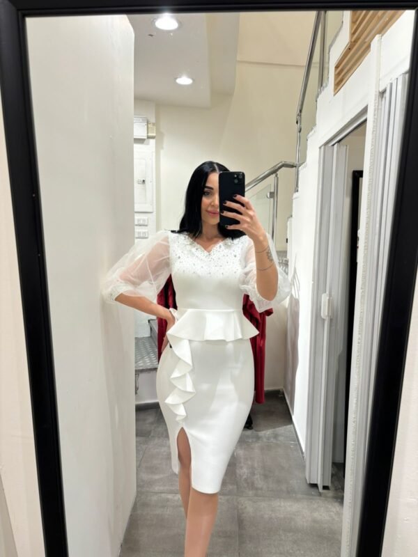 Short white dress