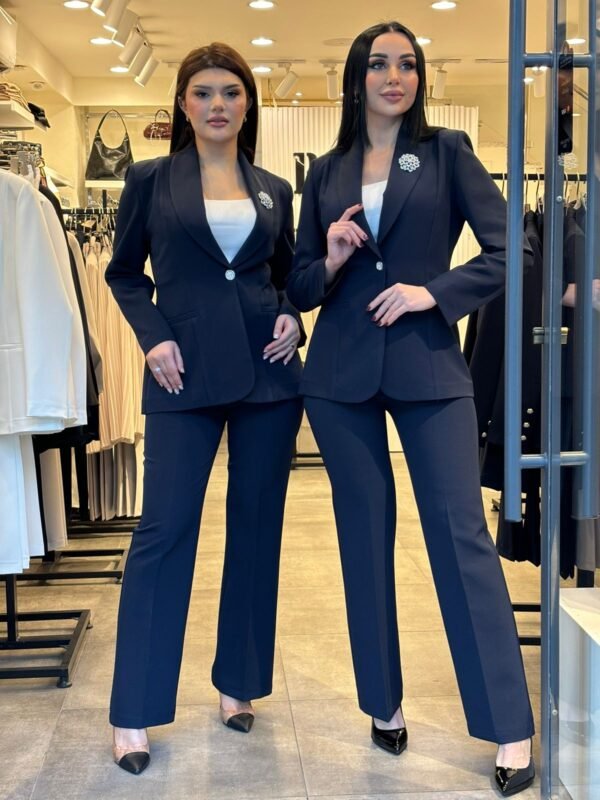 Graduation events suit - Image 2