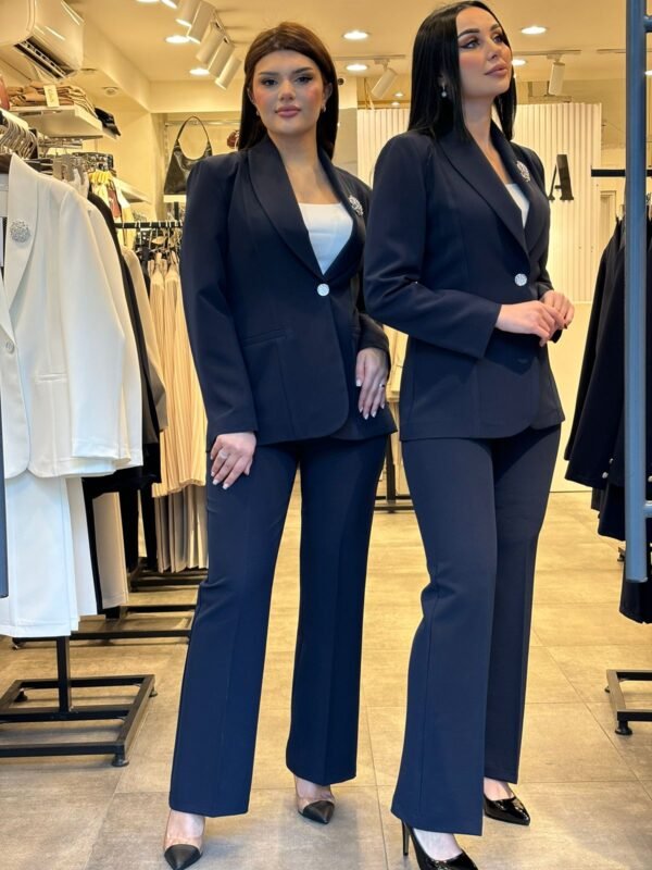 Graduation events suit - Image 3